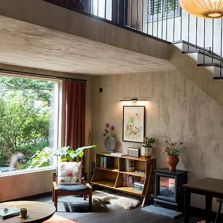 E. Gray House Villa *