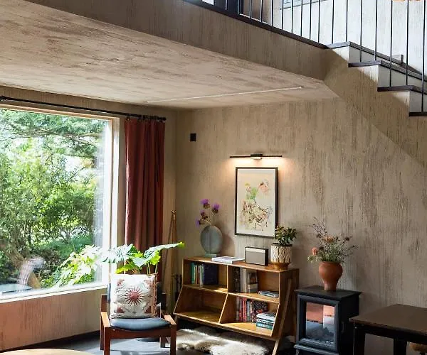 E. Gray House Villa *